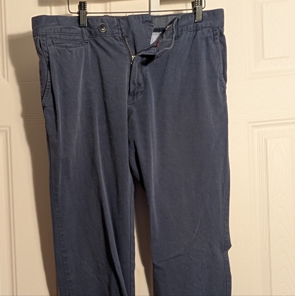 ⭐3/$21⭐Tommy Hilfiger Blue Chinos Relaxed Fit - Picture 1 of 6